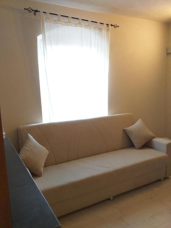 הוילה סרזאנה Casa Di Vecchio Borgo מראה חיצוני תמונה