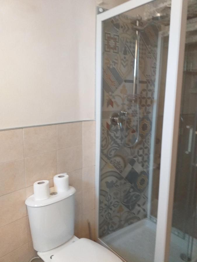 הוילה סרזאנה Casa Di Vecchio Borgo מראה חיצוני תמונה