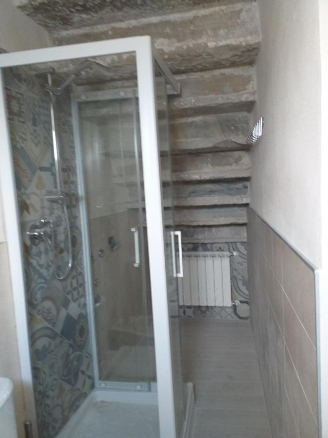 הוילה סרזאנה Casa Di Vecchio Borgo מראה חיצוני תמונה