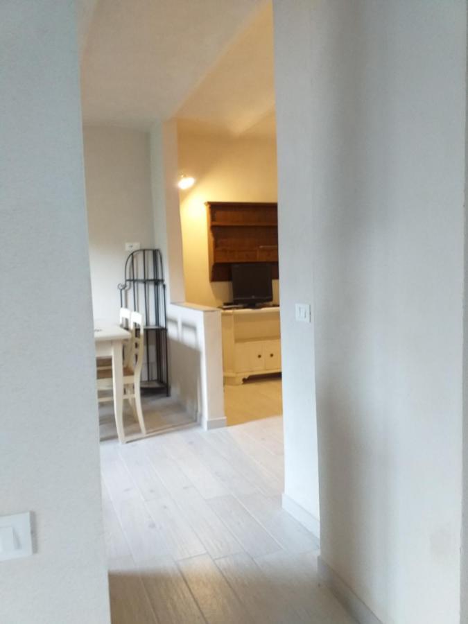הוילה סרזאנה Casa Di Vecchio Borgo מראה חיצוני תמונה