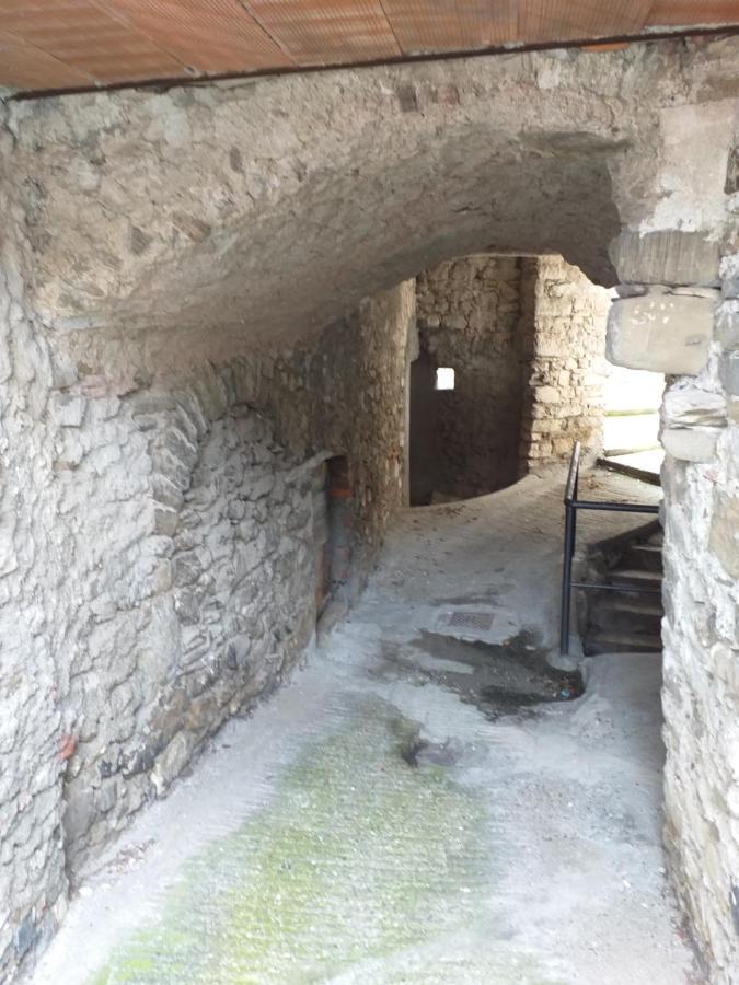 הוילה סרזאנה Casa Di Vecchio Borgo מראה חיצוני תמונה