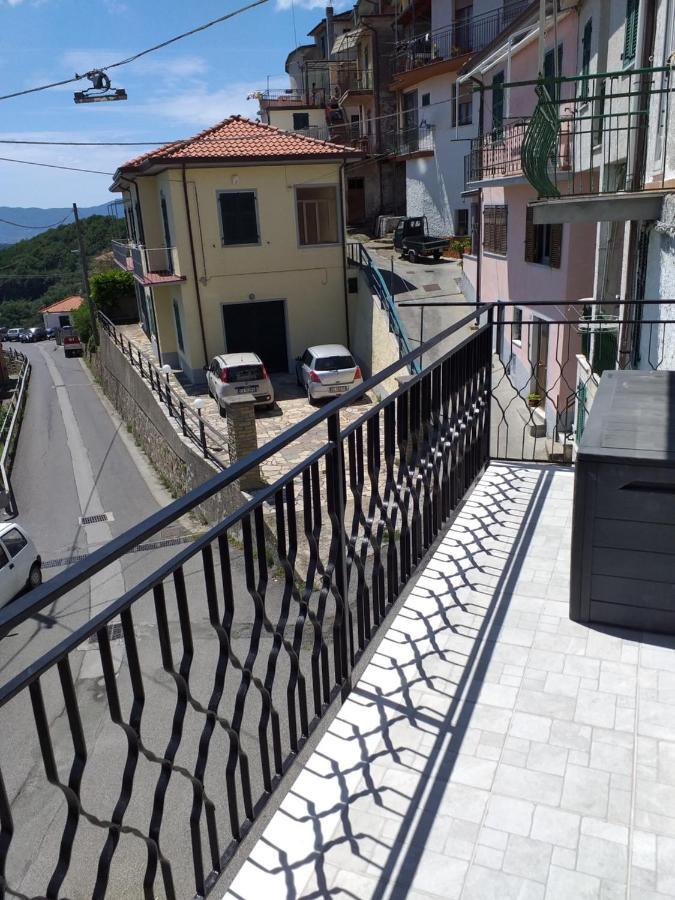 הוילה סרזאנה Casa Di Vecchio Borgo מראה חיצוני תמונה
