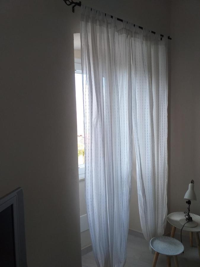 הוילה סרזאנה Casa Di Vecchio Borgo מראה חיצוני תמונה