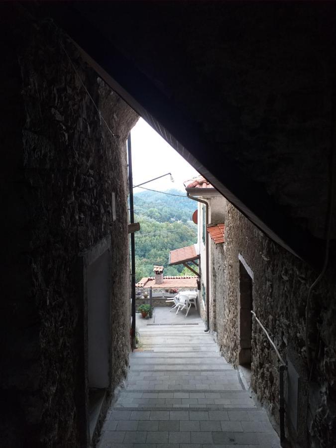 הוילה סרזאנה Casa Di Vecchio Borgo מראה חיצוני תמונה