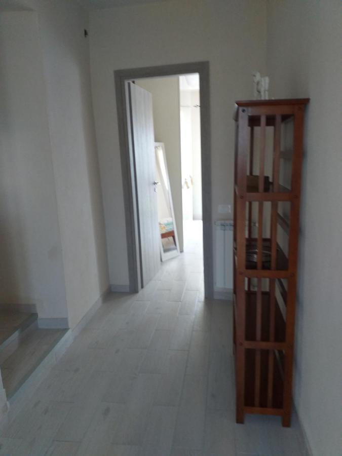 הוילה סרזאנה Casa Di Vecchio Borgo מראה חיצוני תמונה